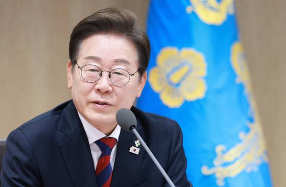 이재명 대통령이 지난 5일 용산 대통령실 청사에서 국무회의를 열고 발언하고 있다. 연합뉴스