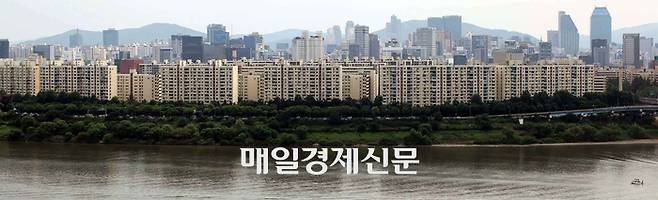 서울 강남구 압구정동 재건축 단지 전경. [매경DB]
