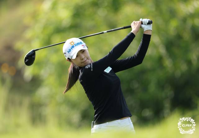 공동 선두에 나선 이가영. 사진 제공=KLPGA