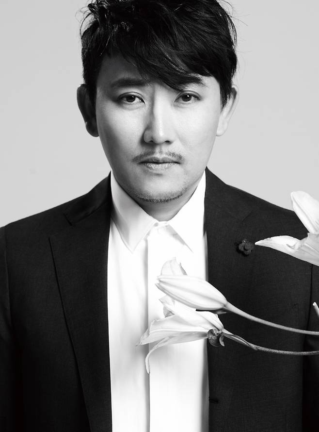 가수 이승철. LSC 엔터테인먼트 제공