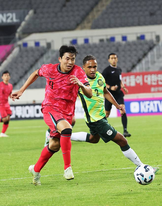 ▲ 5일 오후 용인 미르스타디움에서 대한민국 22세 이하(U-22) 대표팀과 호주 U-22 대표팀의 친선경기가 열렸다. 이민성호의 데뷔전으로 치러진 이날 양팀은 득점없이 무승부로 마쳤다. ⓒ&nbsp;연합뉴스