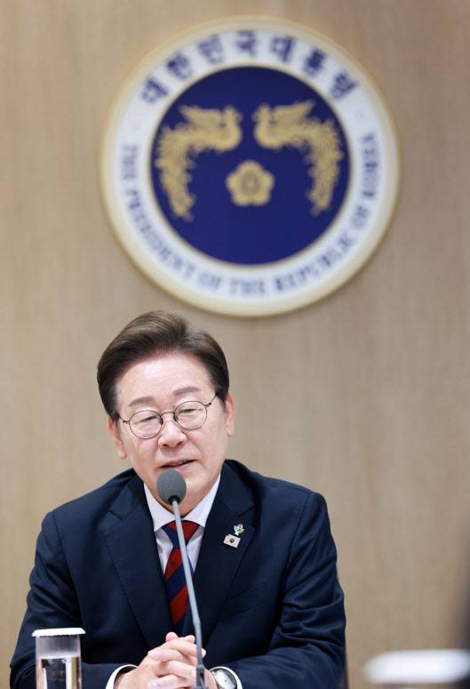 이재명 대통령이 5일 서울 용산 대통령실 청사에서 열린 국무회의에서 발언하고 있다. (사진=대통령실통신사진기자단)