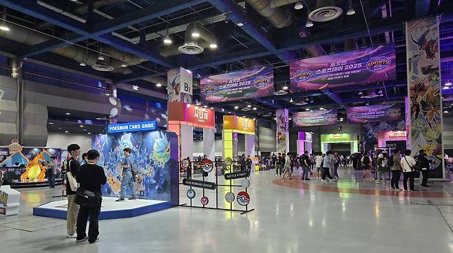 - 등급에 맞춰 부스가 마련되어 있었다