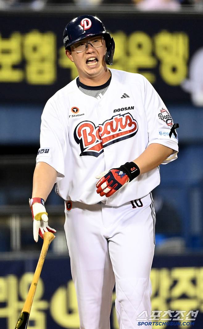 3일 잠실야구장에서 열린 키움과 두산의 경기, 두산 김민혁이 타격을 하고 있다. 잠실=허상욱 기자 wook@sportschosun.com/2025.04.03/