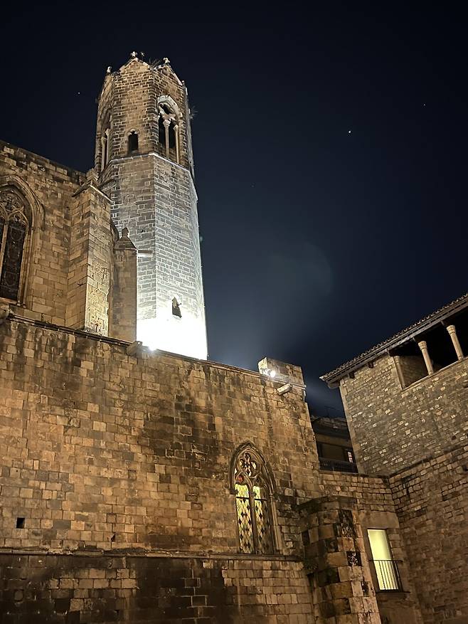 KakaoTalk_20250607_135021443_01.jpg 24년 12월 스페인 여행 - 바르셀로나(스압, 소리주의)