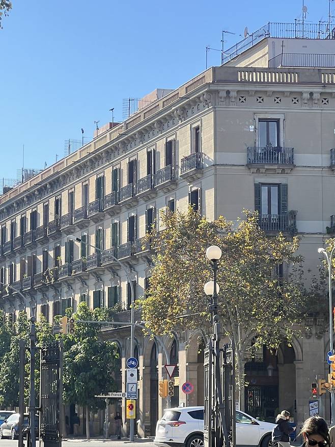 KakaoTalk_20250607_133013652_08.jpg 24년 12월 스페인 여행 - 바르셀로나(스압, 소리주의)