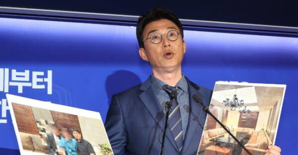 더불어민주당 노종면 원내대변인. 연합뉴스