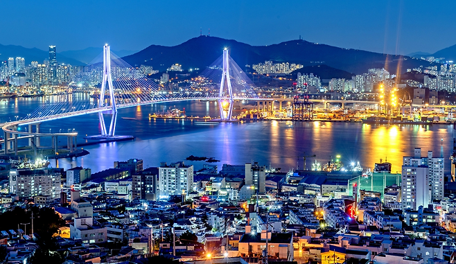 부산항 일대 야경