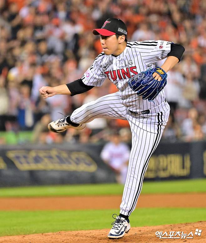 LG 트윈스 강속구 사이드암 박명근이 2025 시즌 5월 이후 15경기 1승 3패 5홀드 3세이브 평균자책점 7.62로 부진에 빠져 있다. 사진 엑스포츠뉴스 DB