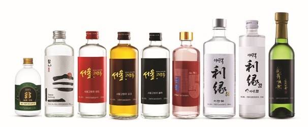 한국고량주 생산 고량주 사진 출처 : 제조사 홈페이지 캡처. 왼쪽부터 보배고량주, 탐나고량주, 서울고량주 레드, 서울고량주 오크, 서울고량주 블랙, 극락, 이연56, 이연38, 김수한무