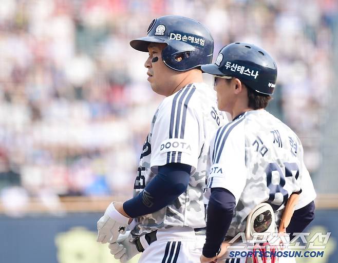 7일 잠실구장에서 열린 두산과 롯데의 경기. 1회 1사 2루. 1타점 적시타 날린 두산 양의지. 잠실=송정헌 기자songs@sportschosun.com/2025.06.07/