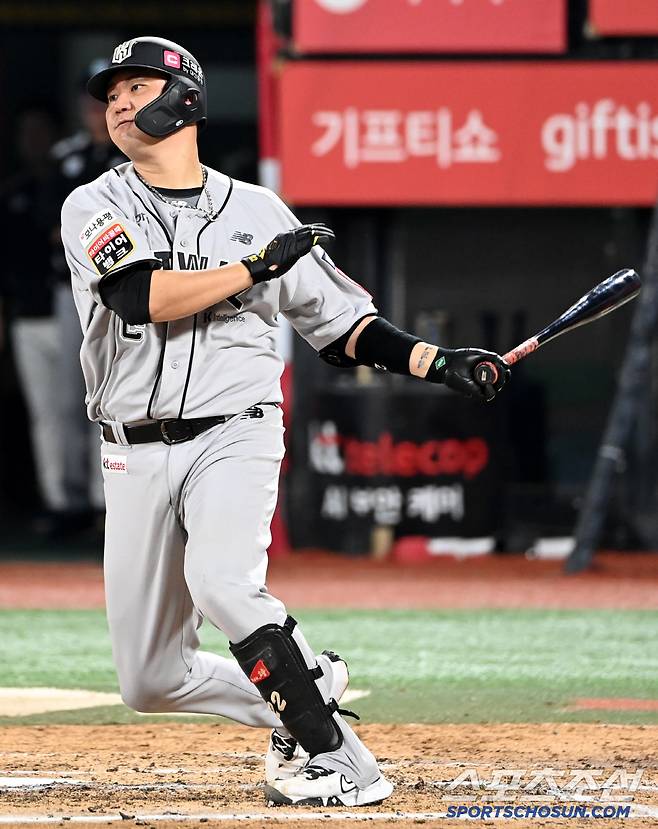22일 수원KT위즈파크에서 열린 KIA와 KT의 경기,  6회말 KT 장성우가 안타를 치고 있다. 수원=허상욱 기자wook@sportschosun.com/2025.05.22/
