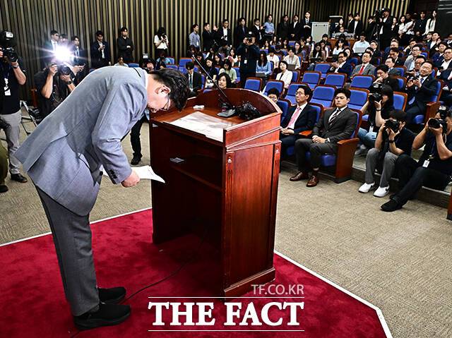 국민의힘이 6·3 대선 패배의 후유증을 앓고 있다. 당은 패배 여파 수습에 나섰지만 비상대책위원회 체제 유지 여부를 결정하지 못했다. /배정한 기자