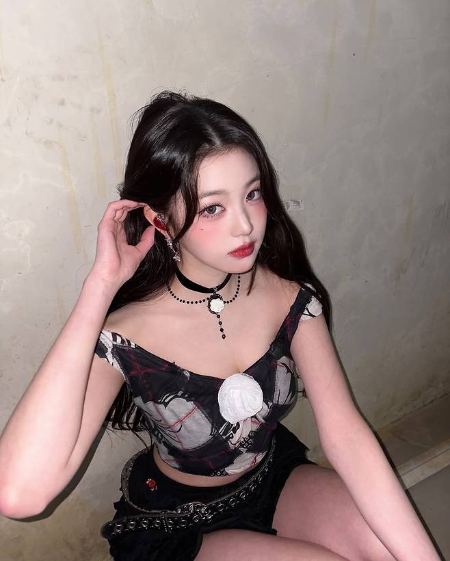 505144922_18062805806587664_5207551681822812842_n.jpg 오늘자 아이브 장원영 인스타