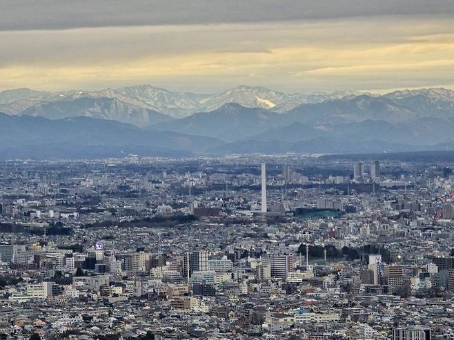 일본 도쿄 시부야스카이에서 찍은 전망대 풍경 사진