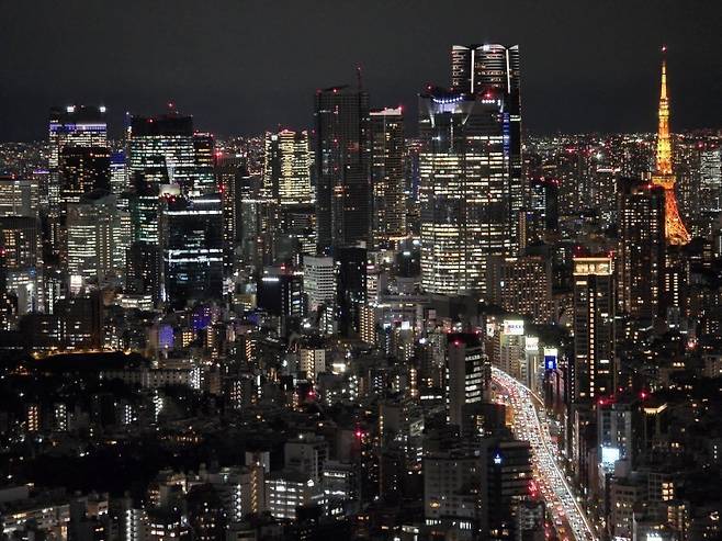 일본 도쿄 시부야스카이에서 찍은 전망대 풍경 사진