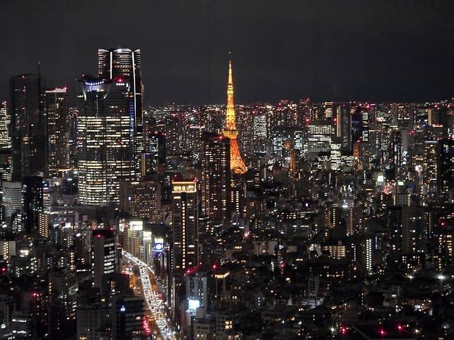 일본 도쿄 시부야스카이에서 찍은 전망대 풍경 사진