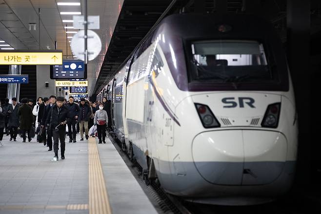 SRT는 지난 2016년 12월 9일에 첫 운행에 나섰다. 뉴스1
