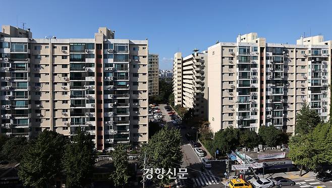 서울시 강남구 압구정 현대1·2차 아파트단지 모습 / 조태형 기자