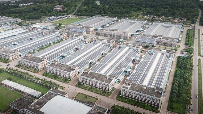 방글라데시 KEPZ 영원무역 공단에 설치된 태양광 발전 시설 [영원무역그룹]