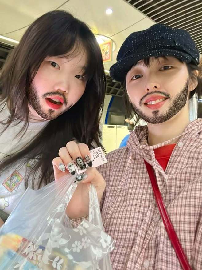 이수현 소셜미디어