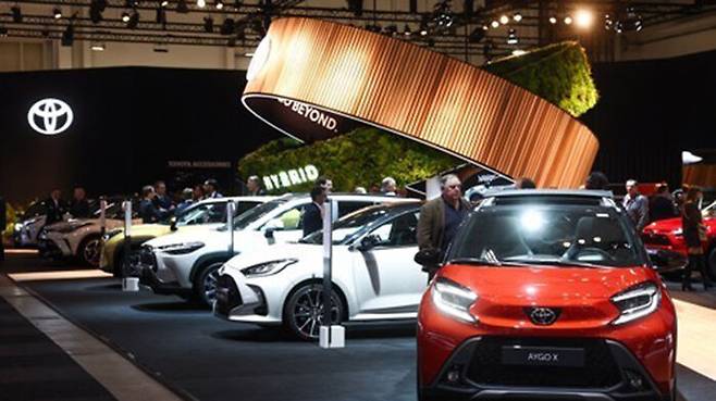 도요타 아이고 X