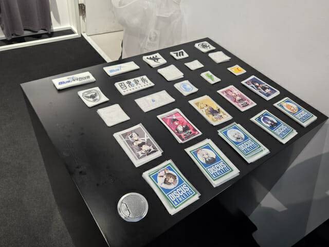 라이브 프린팅 스티커를 고를 수 있다.