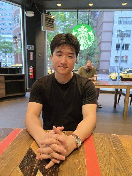 하버드대에서 철학을 전공하고 있는 한국계 미국인 라이언 정이 2일(현지시간) 미국 뉴욕 맨해튼에서 기자와 인터뷰하고 있다. 뉴욕=권해영 특파원