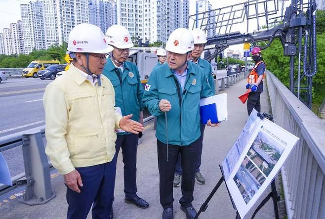 광주 하남대교 안전 점검 자료사진. 광주시 제공