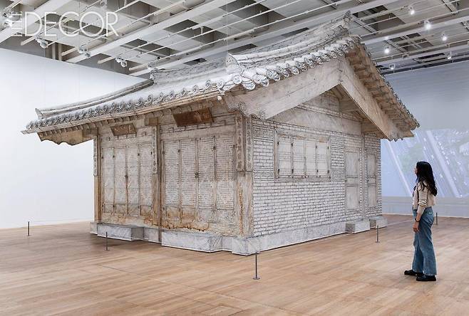 ‘Rubbing/Loving Project: Seoul Home’(2013~2022), 테이트 모던 전시 전경.