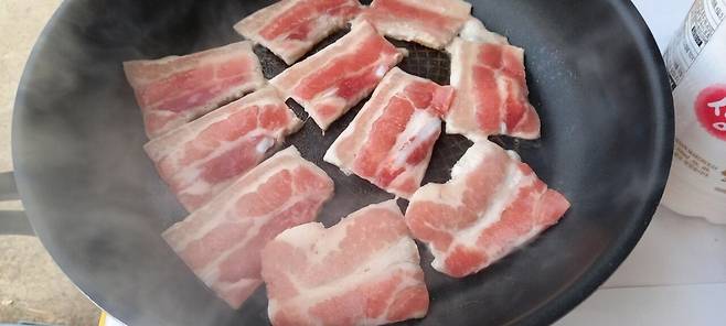 KakaoTalk_20250609_202850241_01.jpg 텃발일하고 월요일부터 냉삼 달렸습니다