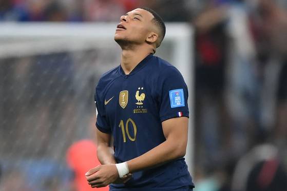 카타르 월드컵 결승전 승부차기에 나선 음바페. 사진=AFP 연합뉴스