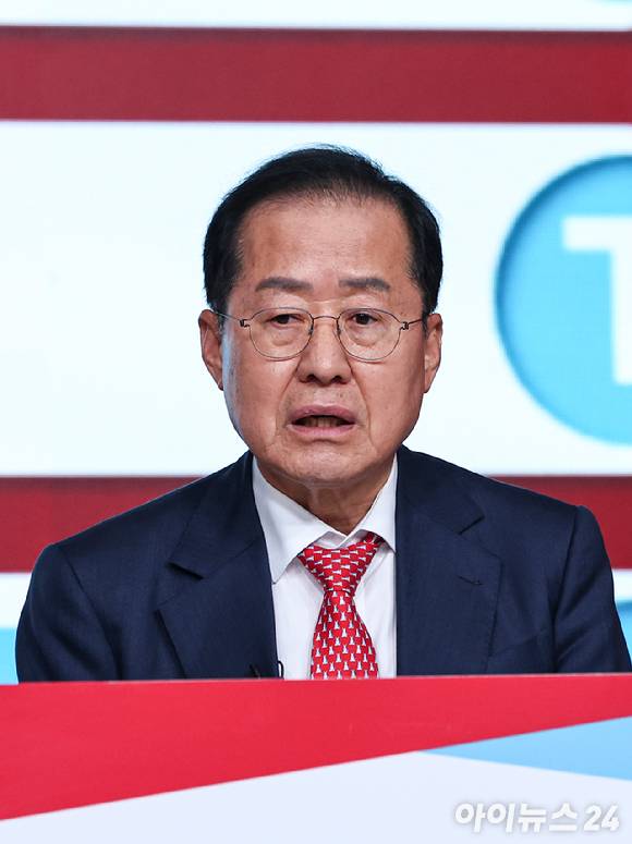 지난 4월 20일 서울 강서구 ASSA아트홀에서 열린 국민의힘 제21대 대통령 후보자 1차 경선 조별 토론회에서 B조 홍준표 후보가 발언하고 있다. [사진=국회사진취재단]