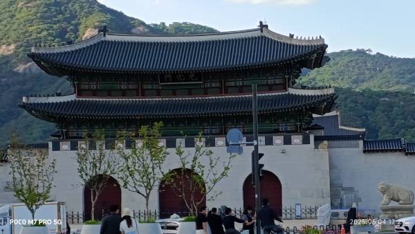 포코 M7 프로 5G 카메라 5배 줌으로 같은 장소에서 촬영. 정옥재 기자