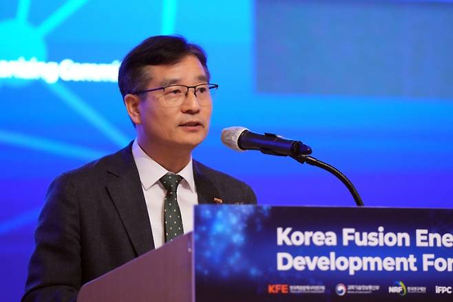 9일 대전컨벤션센터(DCC)에서 열린 ‘한국 핵융합에너지 개발 포럼’에서 인사말을 전하는 오영국 한국핵융합에너지연구원장. 한국핵융합에너지연구원