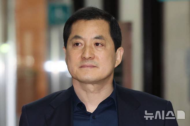 [서울=뉴시스] 권창회 기자 = 박대출 국민의힘 의원이 9일 오전 서울 여의도 국회 원내대표실에서 4선 의원 이상 회의에 참석하고 있다. 2025.06.09. kch0523@newsis.com