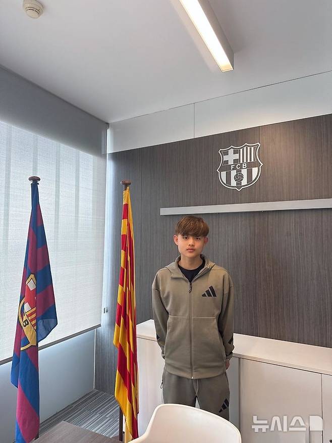 [서울=뉴시스] 스페인 에스파뇰을 떠나 FC바르셀로나로 이적하는 이대한. (사진=선수 측 제공)   *재판매 및 DB 금지
