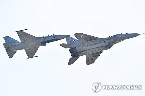 폴란드 에어쇼에 나선 MiG-2 전투기(기사 내용과 직접적 관련 없음) [EPA=연합뉴스 자료사진]