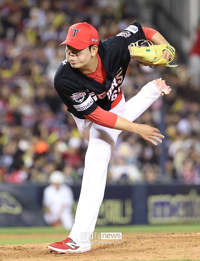 ▲ 올해 고전하고 있는 KIA 불펜에서 새로운 활력소를 제공하고 있는 성영탁 ⓒ곽혜미 기자