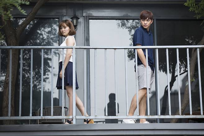 연인과의 이별이나 이혼은 생각보다 더 가슴이 아프다. 서로의 관계보다는 정체성, 정서적 안정감, 갑자기 사라진 미래가 문제다. 치유는 이런 감정의 극복이 아닌 새로운 삶의 방향을 다시 잡는 데서 시작된다. 자신의 삶에 인내심이 있어야 한다. [이미지=게티이미지뱅크]