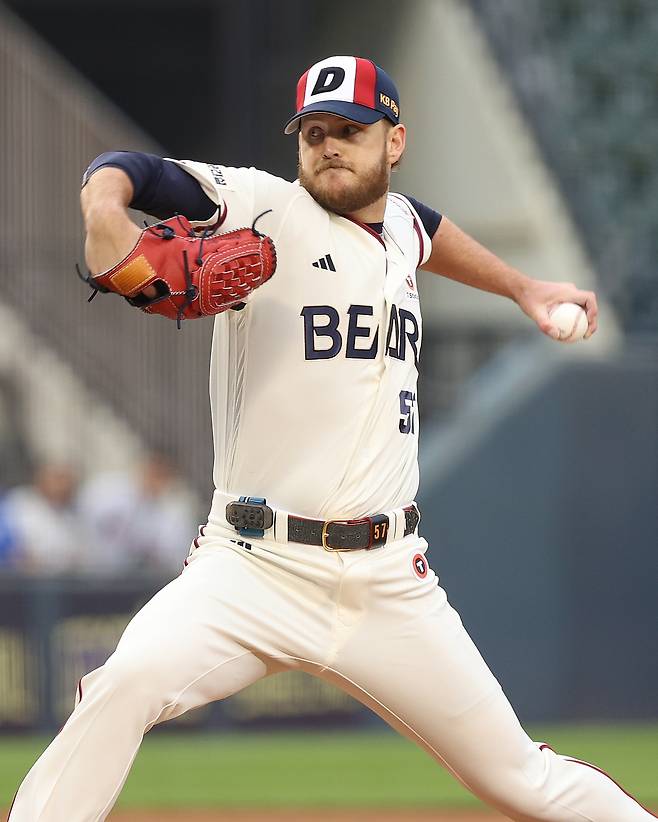 두산 외국인 투수 콜 어빈.(두산 베어스 제공)