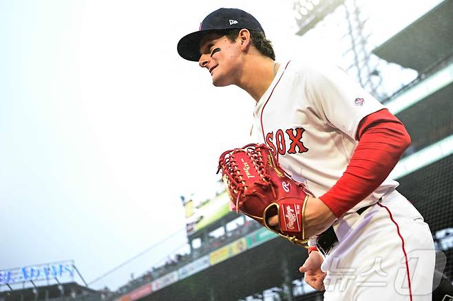 보스턴 레득삭스 유망주 로만 앤서니는 10일(한국시간) 열린 2025 메이저리그 탬파베이 레이스전에서 4타수 무안타 1볼넷 1타점 1삼진 1실책을 기록했다. ⓒ AFP=뉴스1