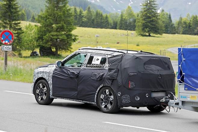 사진 : 기아 셀토스 풀체인지 테스트카 (출처=Autoevolution)