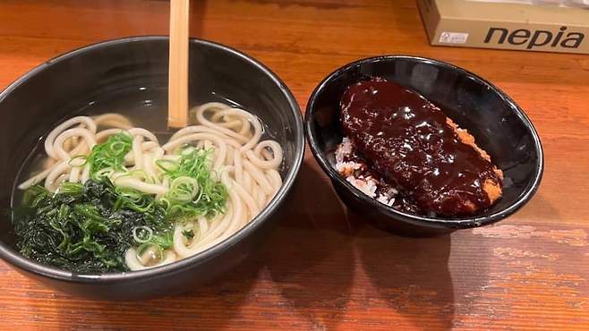 7e9ef572b6826df323998ee4419c701e93e7675df1a237ea898c04f01d3490362922ed7cd432fec22269be15a3e5c8ea2b1aef4b