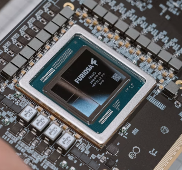 퓨리오사AI의 2세대 NPU '레니게이드'. [사진= 전자신문 DB]