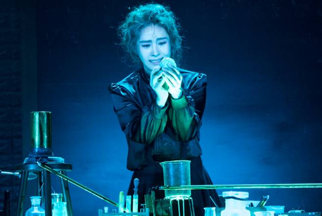 A scene from the musical "Marie Curie" LIVE]
