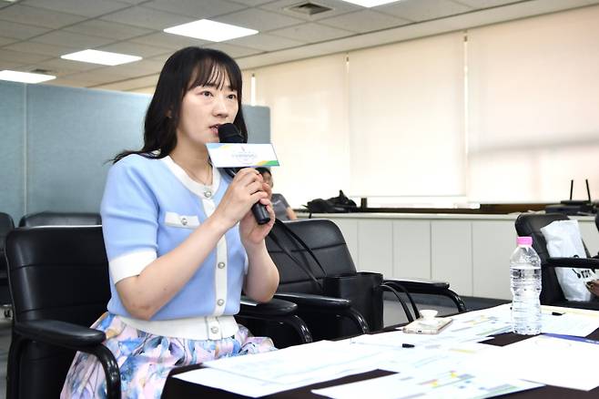 삼척 이다혜 감독이 추첨에서 1번을 뽑으면서 ‘드래프트 최대어’ 김은지 9단을 주장으로 발탁했다. 한국기원 제공