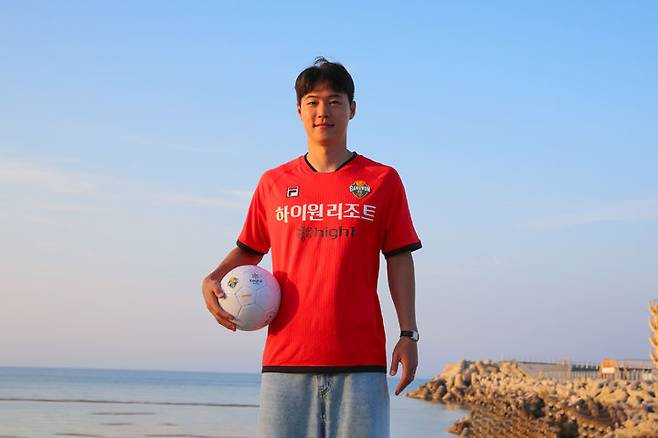 [서울=뉴시스] 프로축구 K리그1 강원FC의 김건희. (사진=강원FC 제공) *재판매 및 DB 금지