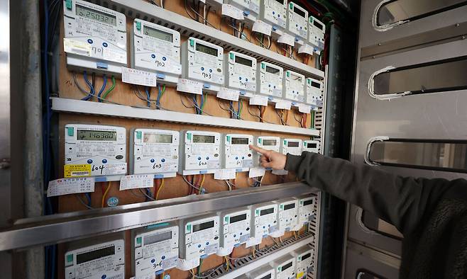 서울 시내 한 오피스텔 전기 계량기 모습. 뉴시스