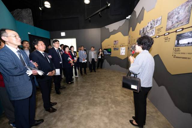 제천점말동굴유적체험지. 제천시 제공